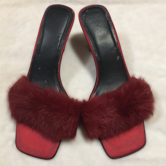Victoria's Secret Shoes - Victoria Secret Vintage Faux Fur Kitten Heels 8